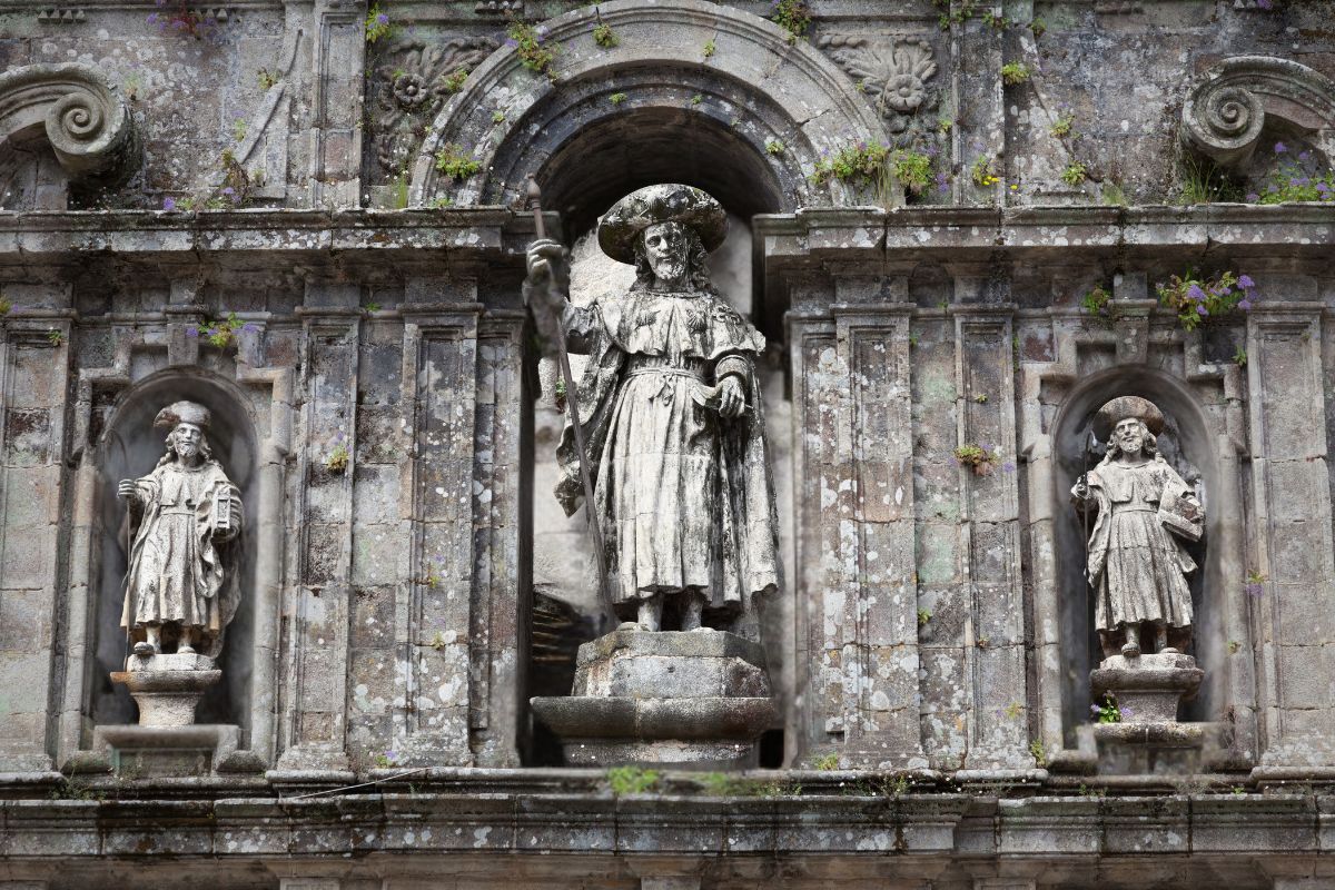 ¿Por qué es importante el apóstol Santiago en la historia? imagen del apóstol santiago